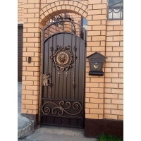 Калитки кованые, решетки на окна кованые, двери с элементами ковки, ворота   
