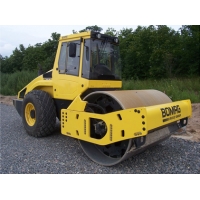   Bomag 213     