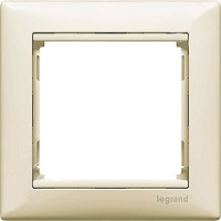  Legrand Valena 1    